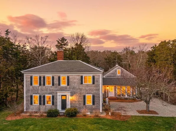20 Paddocks Path, East Dennis, MA 02641