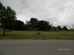 612 Walnut St, Idalou, TX 79329