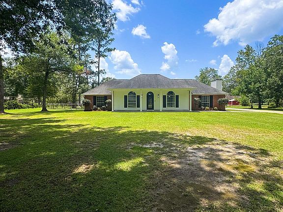 2nd image of 45385 Pine Brooke Dr