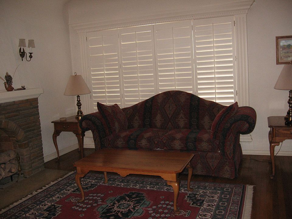 1st image of 4410 Chester Ave