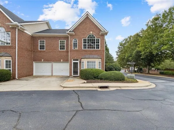5000 Lexington Dr, Roswell, GA 30075