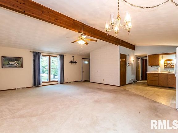 5th image of 10188 Evergreen Dr