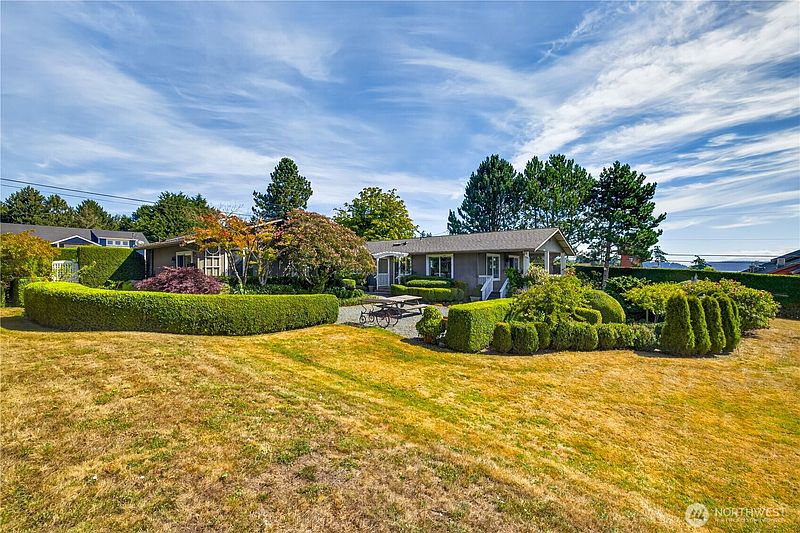 5th image of 5478 South Shore Drive