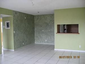 5th image of 847 Twin Lakes Dr