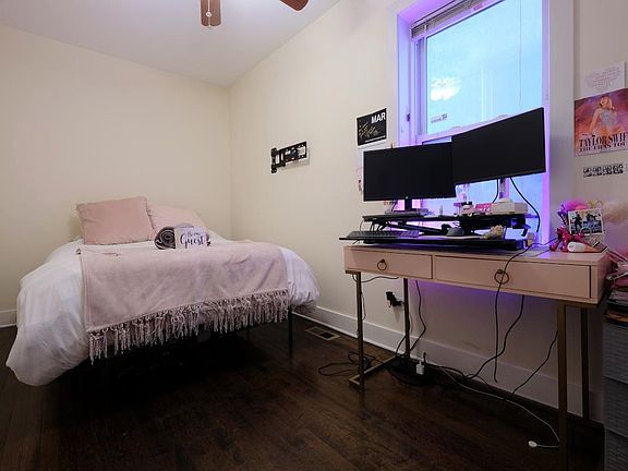 Upstairs bedroom
