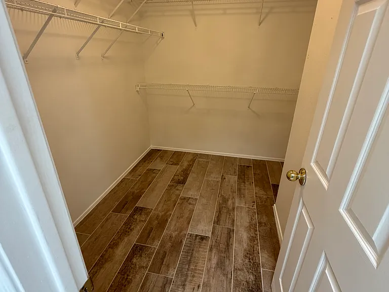 9011 E Sharon Dr — Photo 22