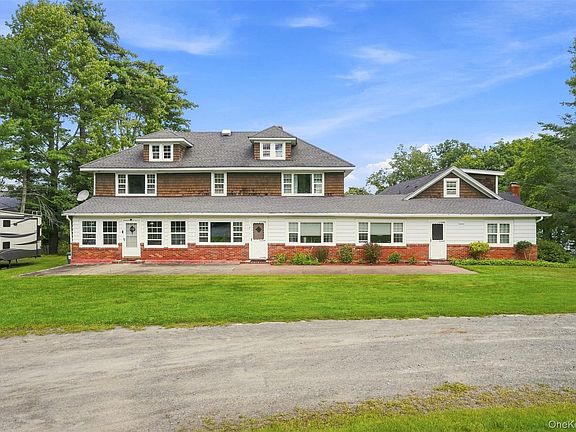 3rd image of 127 Highland Lake Road