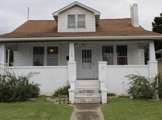 1446 E Center St, Kingsport, TN 37664