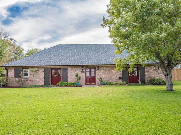 2nd image of 3904 Avenue Bonne Terre