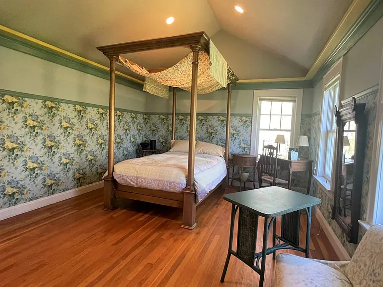 111 Cove Hollow Rd — Photo 29