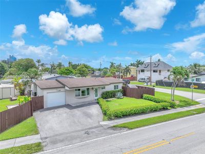 5751 SW 56th St, Davie, FL, 33314