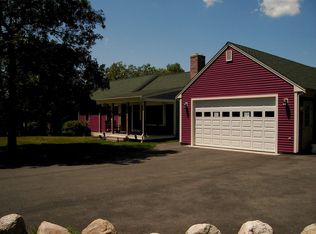 39 Scenic Dr, Mashpee, MA 02649