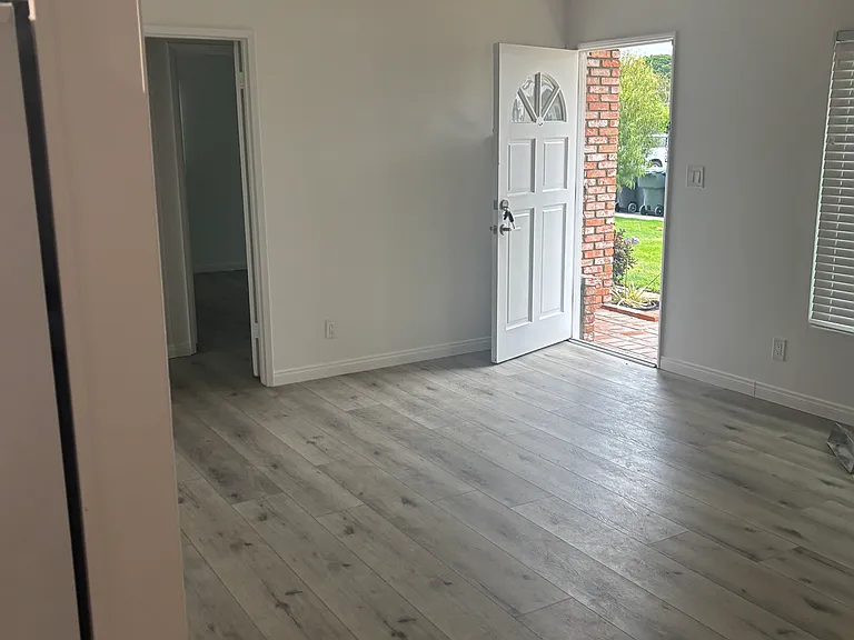 4715 Milne Dr — Photo 9