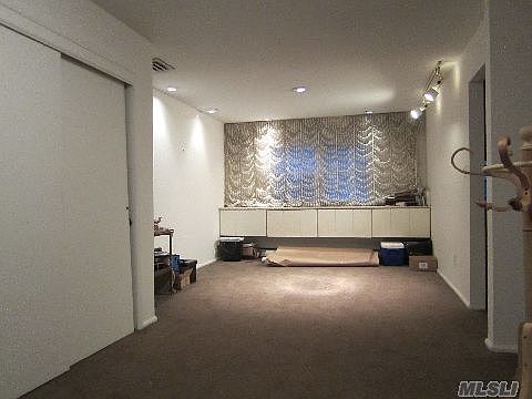 2nd image of 219 Willard Dr