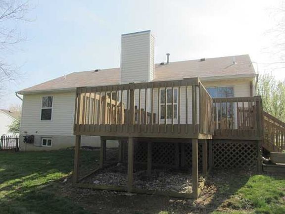 2nd image of 402 Timber Hill Dr