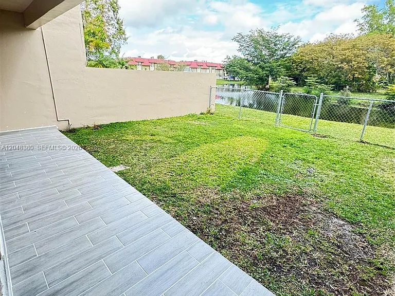 3167 Coral Springs Dr #123 — Photo 28