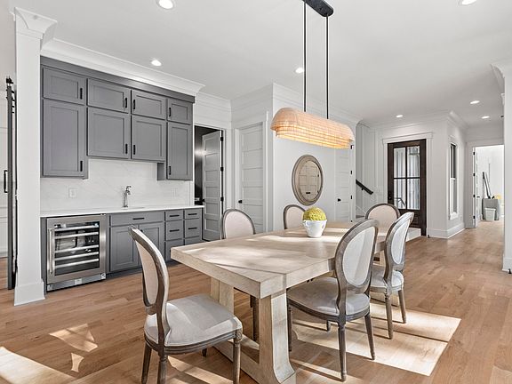 5th image of 680 Atlantic St