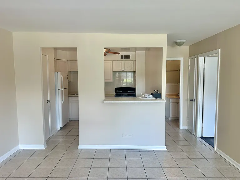 6325 N Sheridan Rd #505 — Photo 5
