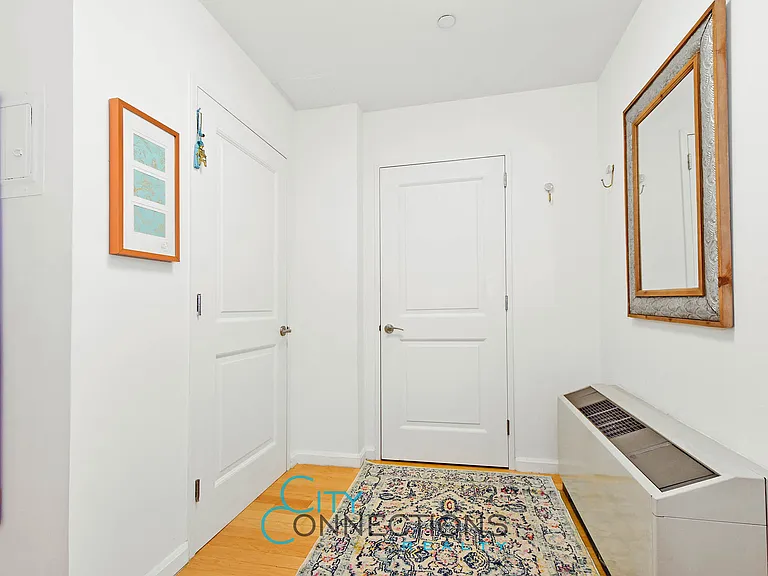20 West St #4B — Photo 10