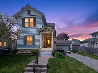 218 S Water St, Columbus, WI 53925