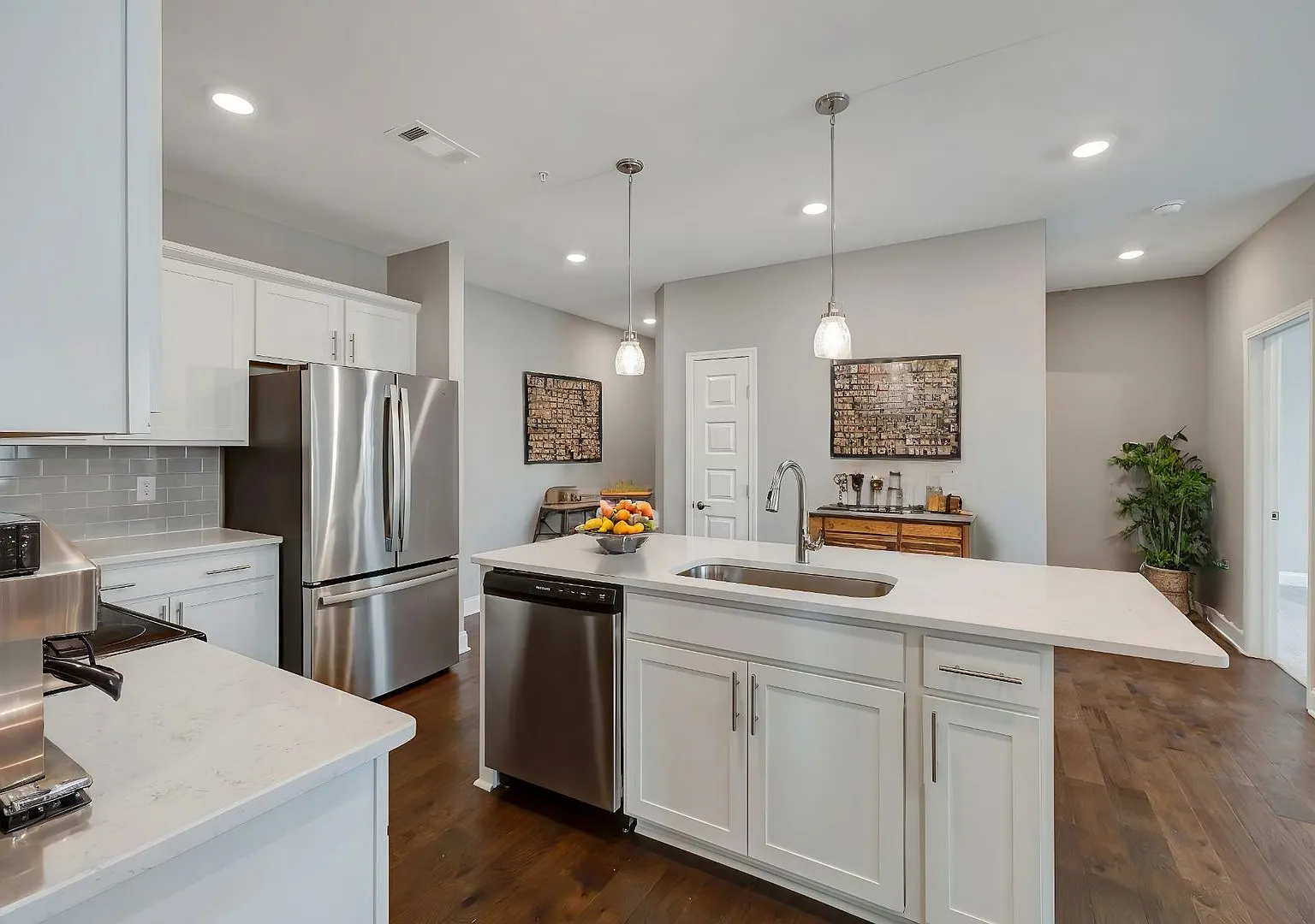 4000 Shadow Green Dr. — Photo 4