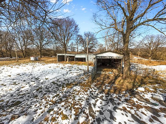 4th image of 3107 N Neergard Avenue