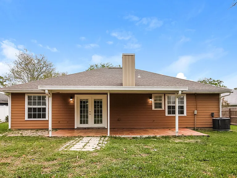 8028 Bannockburn Dr — Photo 16