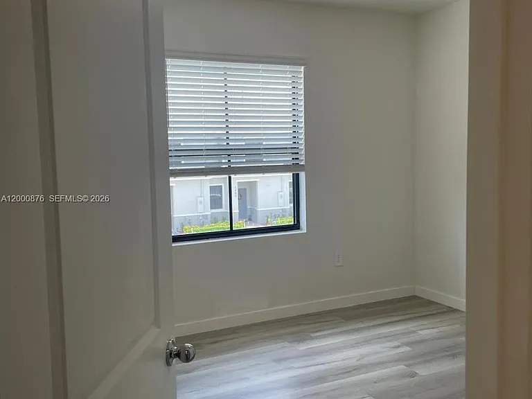 1386 NE 3rd Ave — Photo 10