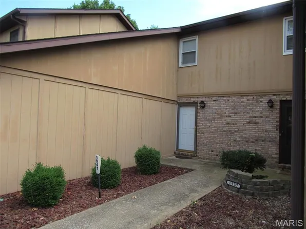 1941 Ramada Blvd, Collinsville, IL 62234