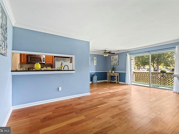 2nd image of 112 Water Fountain Way Unit 203