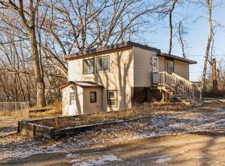 281 Huron St, Mahtomedi, MN 55115