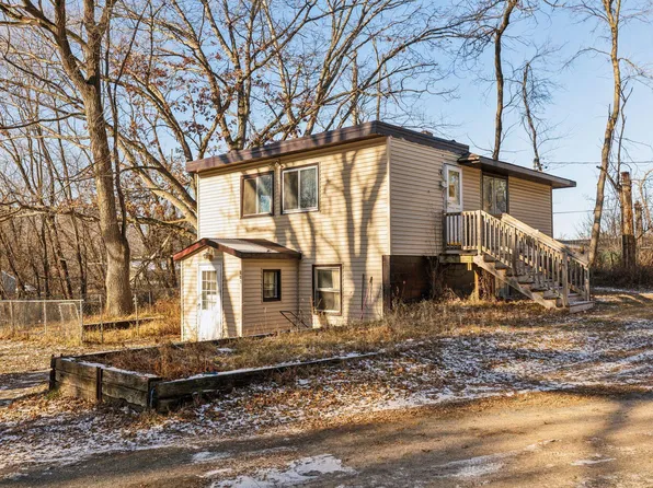 281 Huron St, Mahtomedi, MN 55115