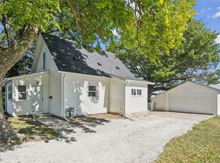 424 E 12th St S, Newton, IA 50208