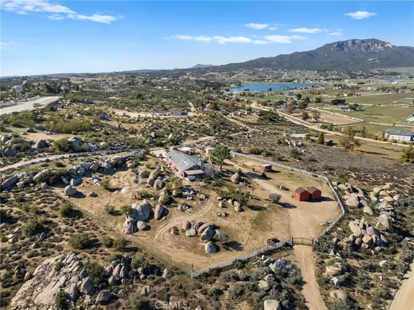 49275 Meadowview Way, Aguanga, CA 92536