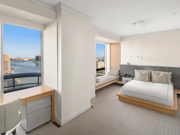 530 East 76th Street image 13 of 23