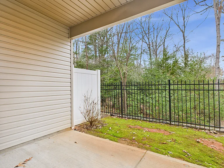 6005 Sweetbay Ln — Photo 24