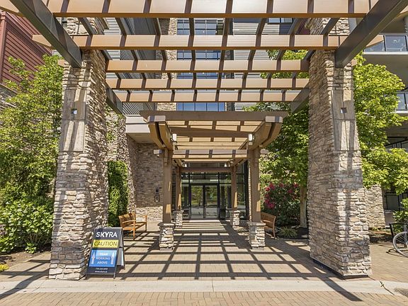 4th image of 5055 Springs Blvd #206