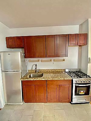 2nd image of 162 E 88th St APT 4A