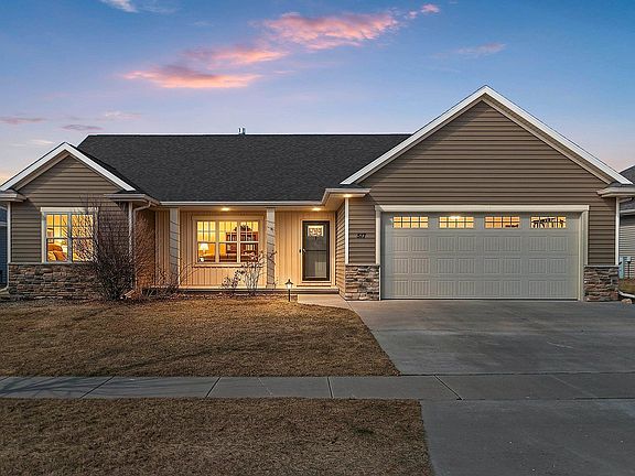 2nd image of 517 Pebblestone Cir