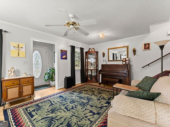 5th image of 3322 Cheek Pulliam Rd