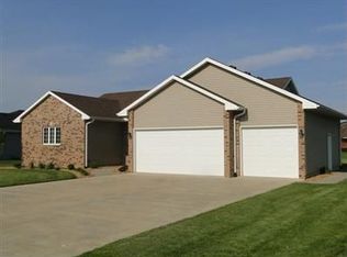 470 Rudin Dr, Clifton, IL 60927