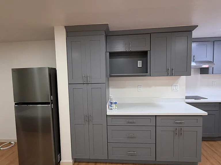 494 Florence St — Photo 5
