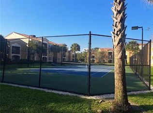 8040 N Nob Hill Rd #30D, Fort Lauderdale, FL 33321