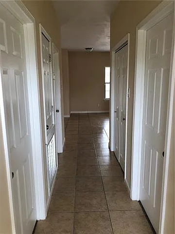 1255 Primrose Dr — Photo 5