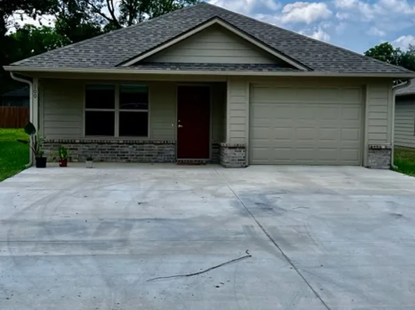 106 6th St, Charleston, AR 72933