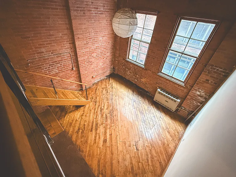 Grand Lofts — Photo 41