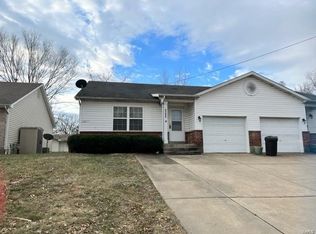 3204 McClay Rd, Saint Peters, MO 63376