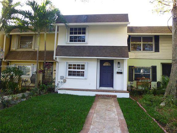 3rd image of 1734 NE 142nd St