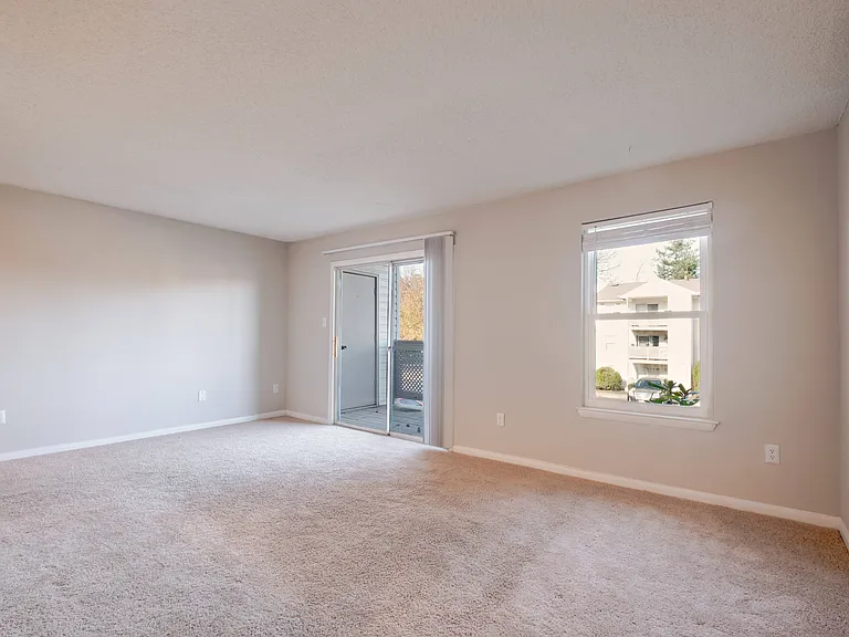 Laurel Pines — Photo 7