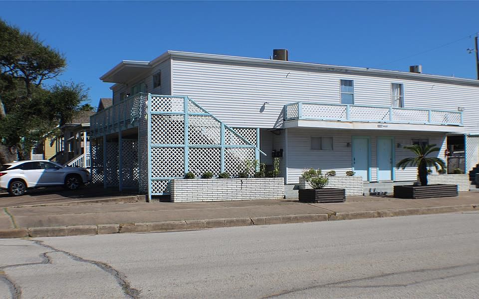1st image of 1327 Avenue M 1/2 #3